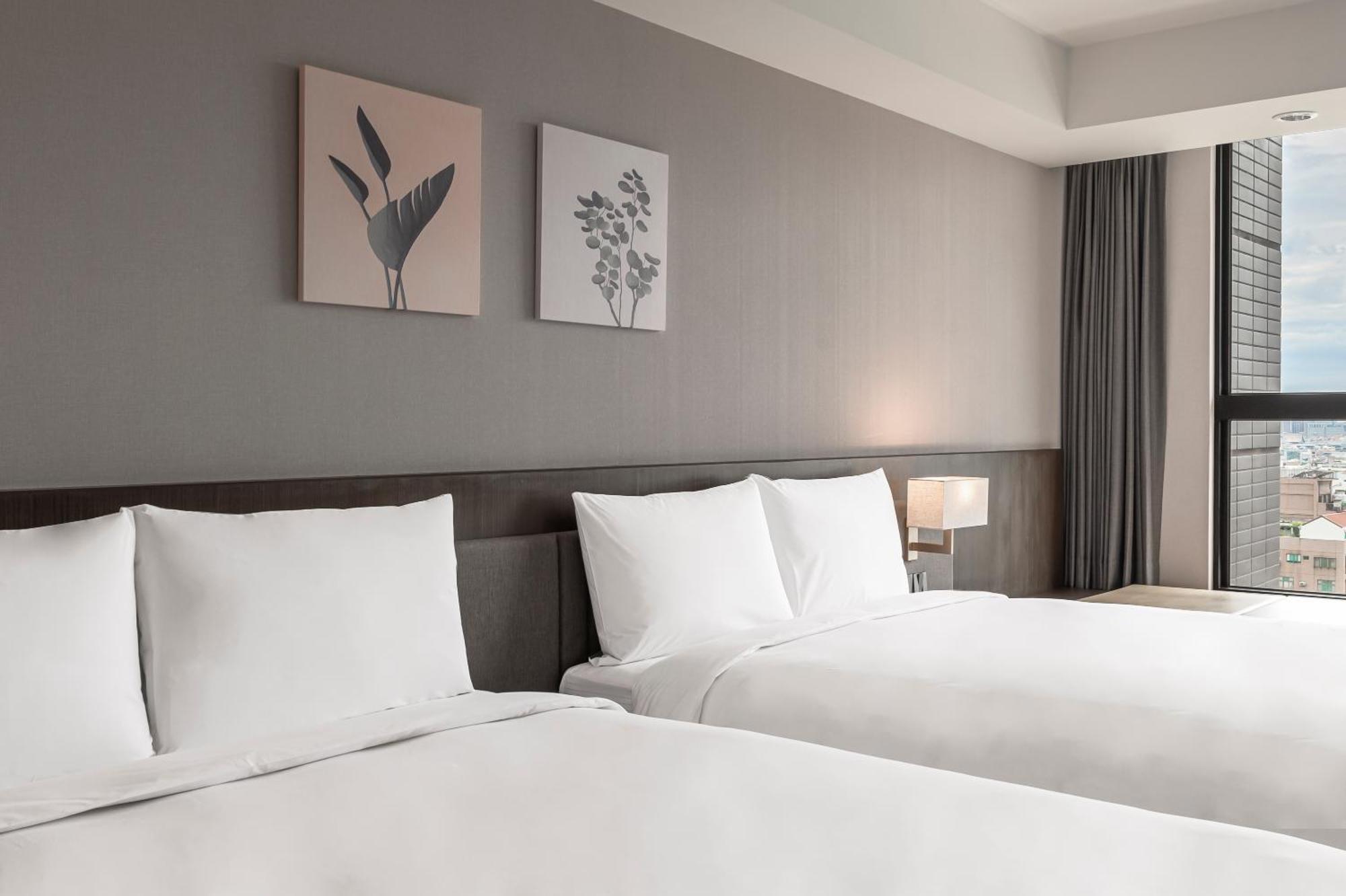Lakeshore Hotel Tainan Værelse billede